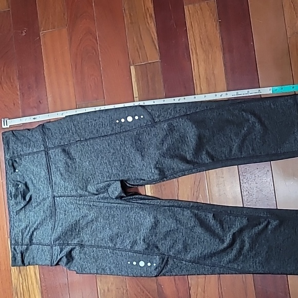Womens Xersion Capri leggings with pockets size medium - Picture 6 of 14
